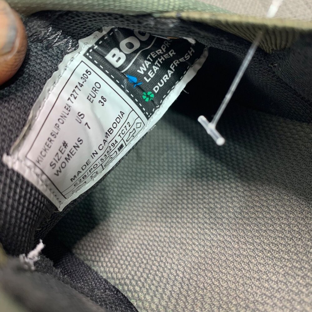 BOGS Women's Size 7 Kicker Slip on Leather Shoe Sneaker casual shoes - Picture 5 of 9